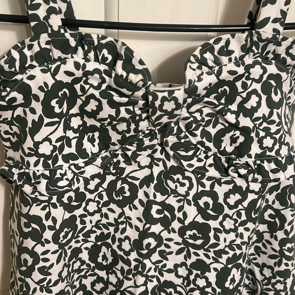 Janie & Jack green and white floral dress. Size 7 - Picture 2 of 6